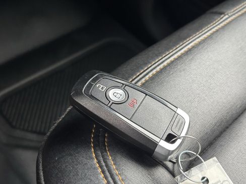 Used 2023 Ford Bronco Badlands w/ Sasquatch Package image 27