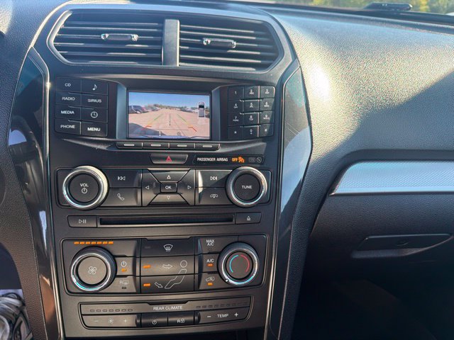 Used 2017 Ford Explorer XLT FWD image 15