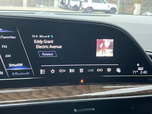 Used 2024 Cadillac Escalade Sport Platinum w/ Heavy-Duty Trailer Package image 34