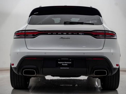 Certified 2025 Porsche Macan image 10
