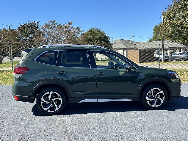 Used 2024 Subaru Forester Touring AWD/4WD image 9