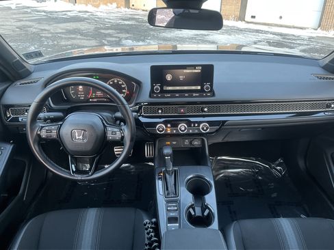 Used 2023 Honda Civic Sport image 19