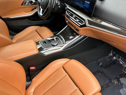 Used 2023 BMW 330i Sedan w/ Convenience Package image 14