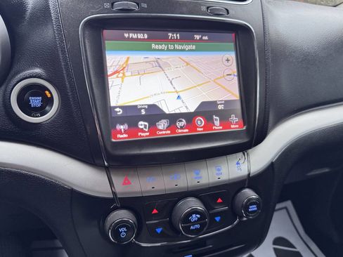 Used 2018 Dodge Journey GT image 11