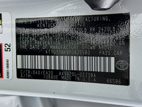 Used 2023 Toyota Camry SE image 12