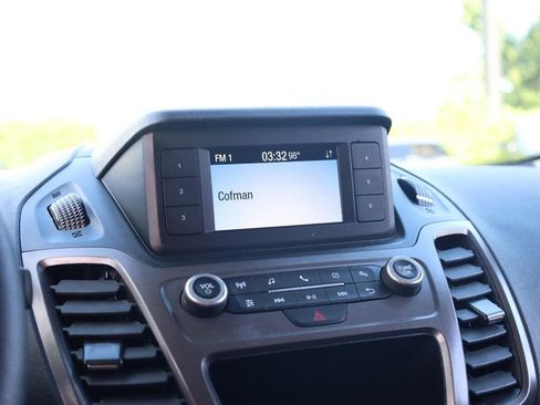 Used 2023 Ford Transit Connect XL FWD image 11