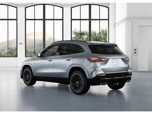 New 2026 Mercedes-Benz GLA 250 4MATIC image 29