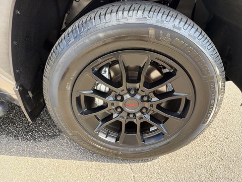 Used 2024 Toyota Tundra Limited w/ TRD Off-Road Package RWD image 22