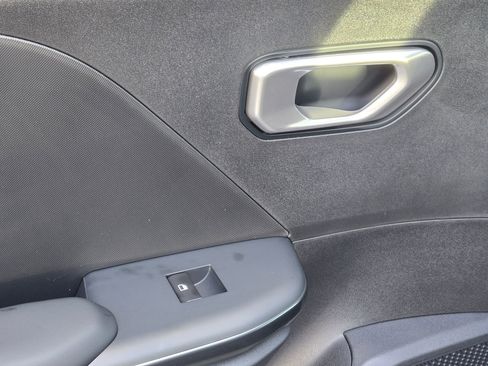 New 2026 Kia K4 LX image 33