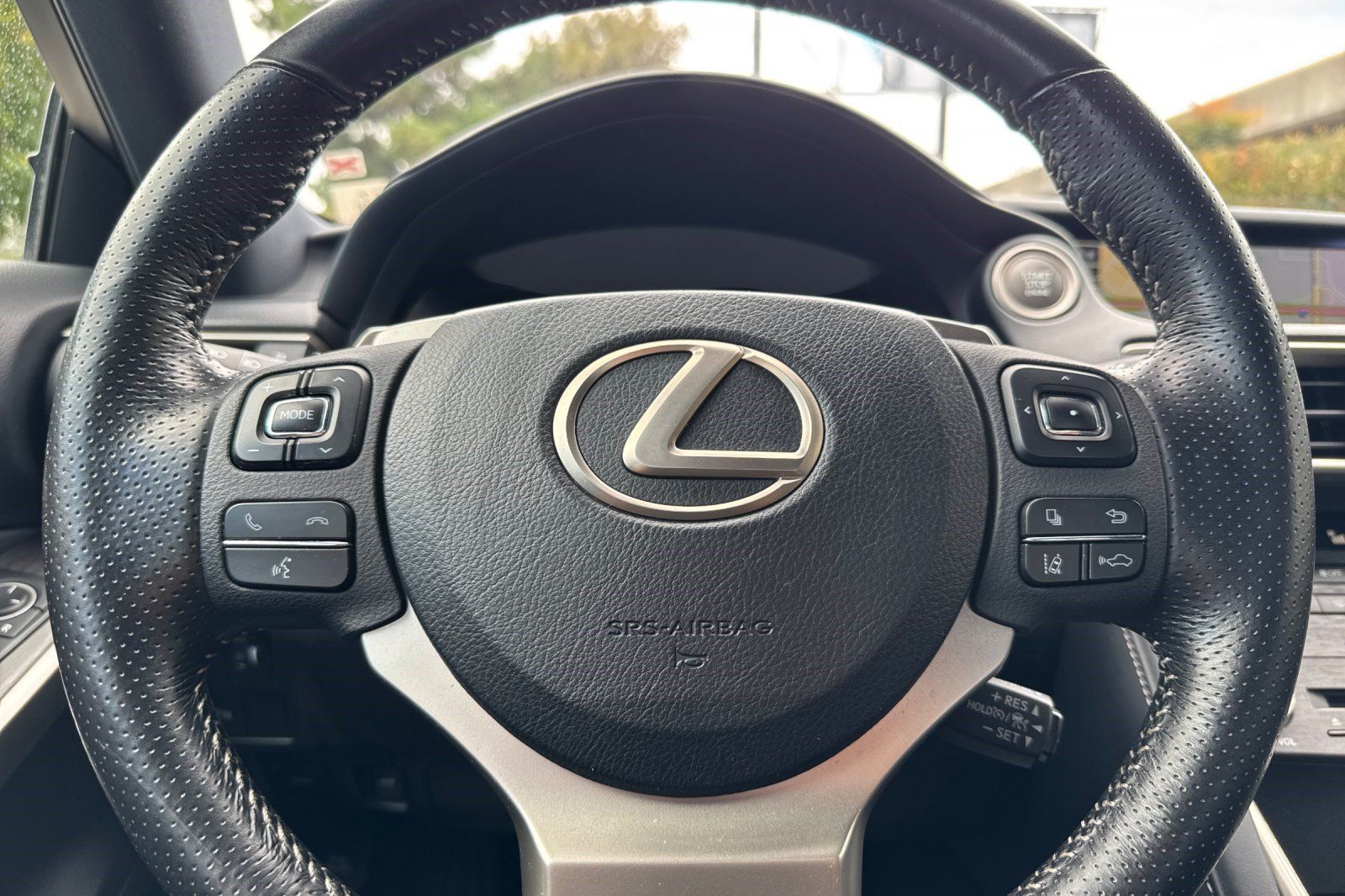 Used 2019 Lexus IS 300 F Sport w/ F Sport Package RWD image 29
