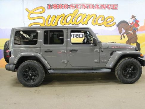 Used 2019 Jeep Wrangler Unlimited Sahara w/ Dual Top Group AWD/4WD image 1