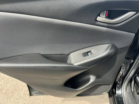 Used 2017 MAZDA CX-3 Sport AWD/4WD image 18