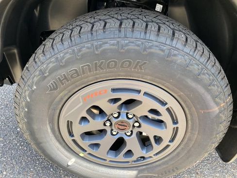 New 2026 Nissan Frontier PRO-4X w/ Tow Package AWD/4WD image 26