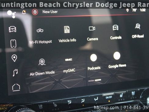 Used 2023 GMC Canyon AT4 w/ AT4 Premium Package image 27