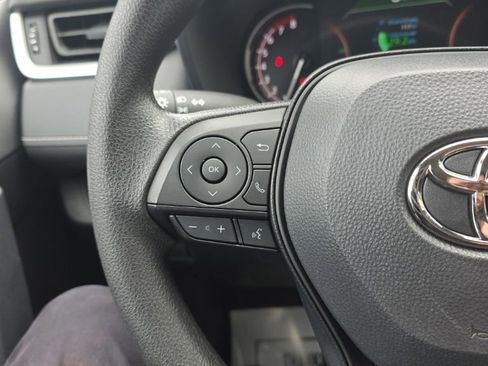 Certified 2025 Toyota RAV4 XLE AWD/4WD image 25