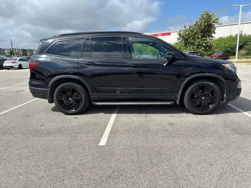 Used 2021 Honda Pilot Black Edition image 6