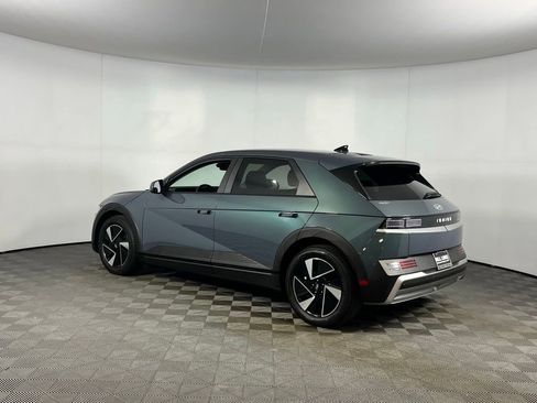 Used 2025 Hyundai Ioniq 5 SE image 7