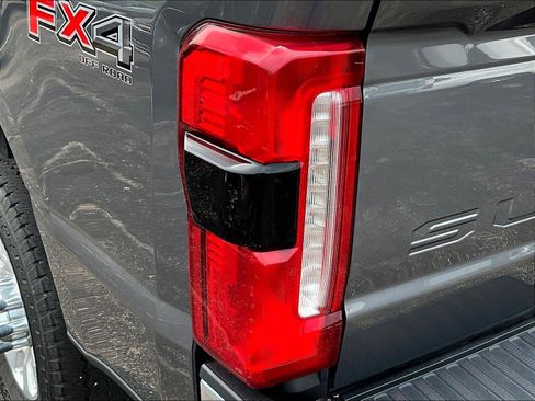 Used 2023 Ford F350 XLT w/ 360-Degree Camera Package AWD/4WD image 19