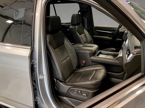 Used 2024 GMC Yukon Denali AWD/4WD image 31