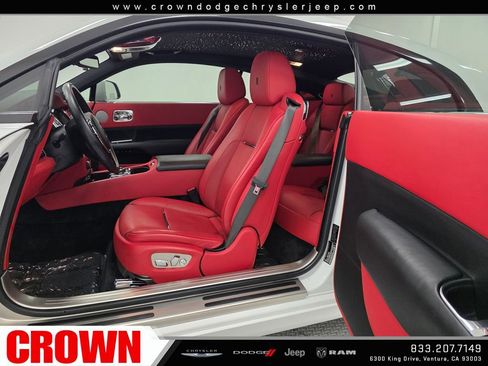 Used 2019 Rolls-Royce Wraith RWD image 28