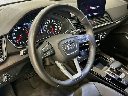 Used 2023 Audi Q5 2.0T Premium w/ Convenience Package AWD/4WD image 18