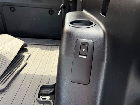 Used 2023 Lexus GX 460 Premium AWD/4WD image 28