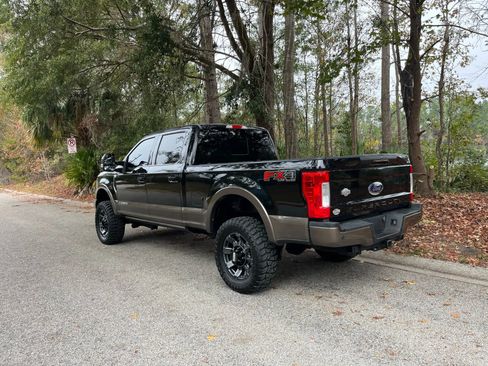 Used 2017 Ford F250 King Ranch w/ FX4 Off-Road Package image 7
