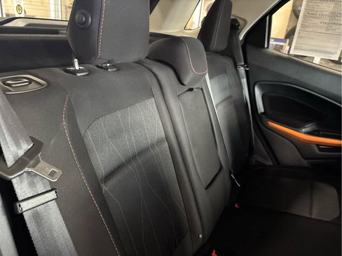 Used 2022 Ford EcoSport SE w/ SE Convenience Package image 34