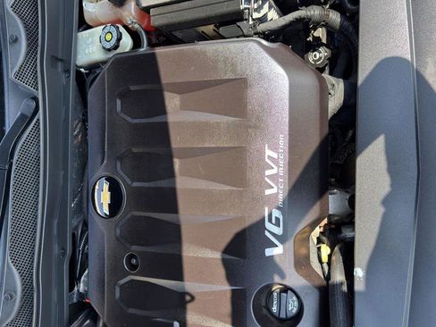 Used 2017 Chevrolet Impala LT FWD image 38