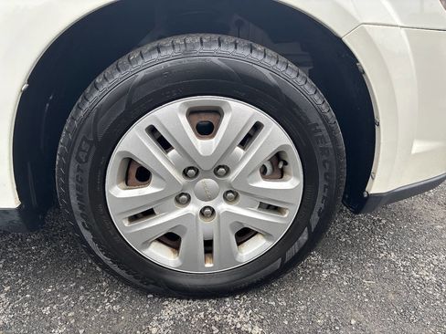 Used 2019 Dodge Journey SE w/ Connectivity Group image 37