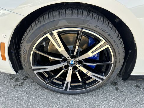 New 2026 BMW 550e xDrive image 22