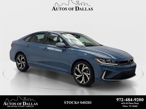 Used 2025 Volkswagen Jetta SEL FWD image 1