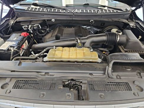 Used 2021 Ford Expedition Limited AWD/4WD image 31