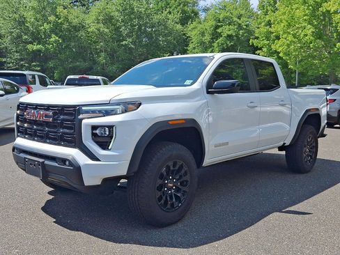 Used 2026 GMC Canyon Elevation w/ Convenience Package RWD image 3
