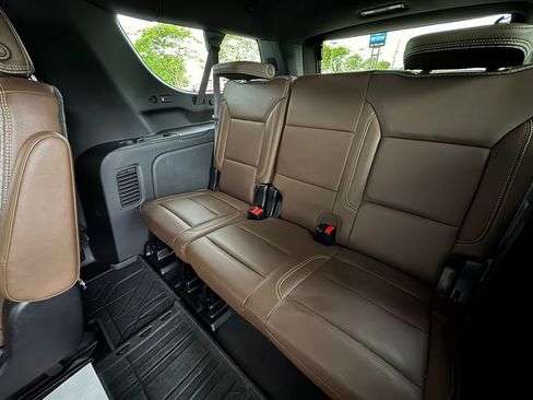 Used 2024 Chevrolet Suburban High Country w/ Max Trailering Package RWD image 23