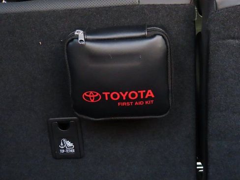 Used 2025 Toyota 4Runner TRD Off-Road Premium image 24