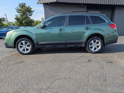 Used 2013 Subaru Outback 2.5i Premium w/ All-Weather Pkg AWD/4WD image 2