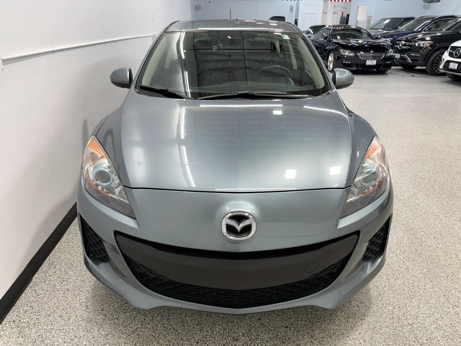 Used 2013 MAZDA MAZDA3 i Touring FWD image 11