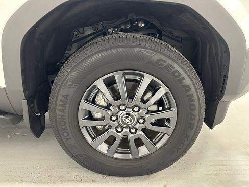 Used 2025 Toyota Land Cruiser 1958 image 67