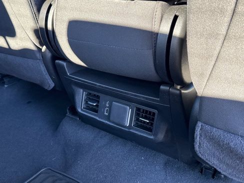 Used 2025 Chevrolet Silverado 1500 LT AWD/4WD image 19
