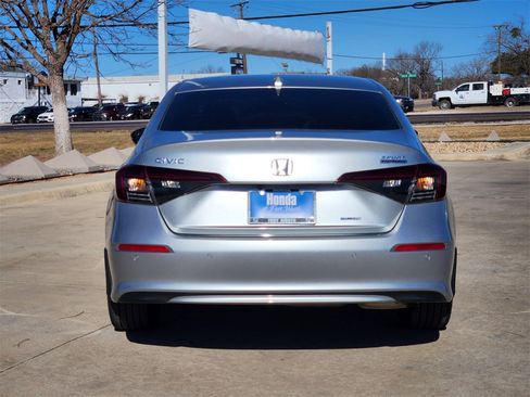 Certified 2025 Honda Civic Sport Touring image 6