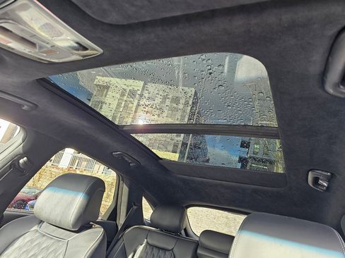 Certified 2025 Genesis GV70 3.5T Sport w/ Sport Prestige Package image 10