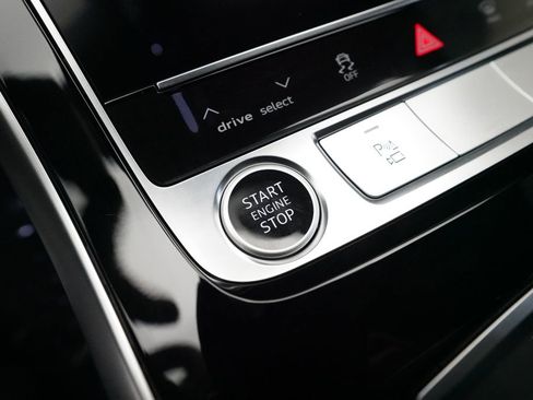 New 2026 Audi Q8 Premium Plus image 32