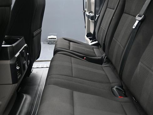 Used 2018 Ford F150 XL w/ Equipment Group 101A Mid AWD/4WD image 10