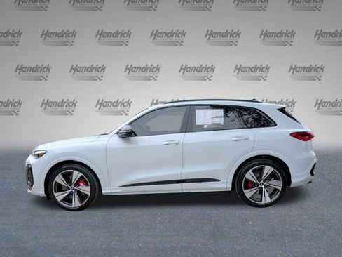 Used 2025 Audi SQ5 Premium Plus AWD/4WD image 6