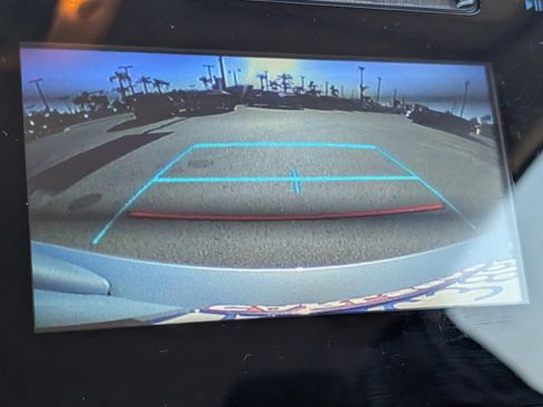 Used 2017 Toyota Prius Two image 6