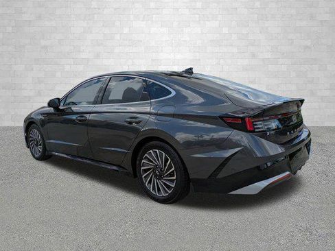 New 2025 Hyundai Sonata Limited image 4