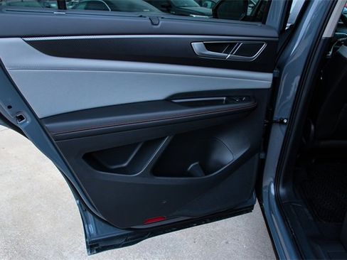 New 2026 Volkswagen Atlas Peak Edition image 24