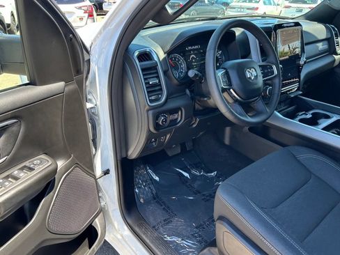 Used 2025 RAM 1500 Big Horn AWD/4WD image 12