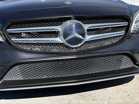 Used 2019 Mercedes-Benz C 300 Sedan image 29